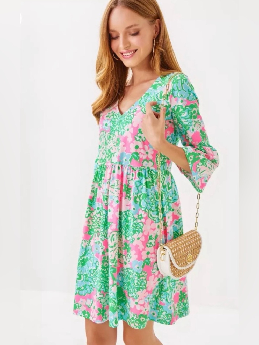 Lilly Pulitzer Jannie V-Neck Dress in Plumes in Bloom print